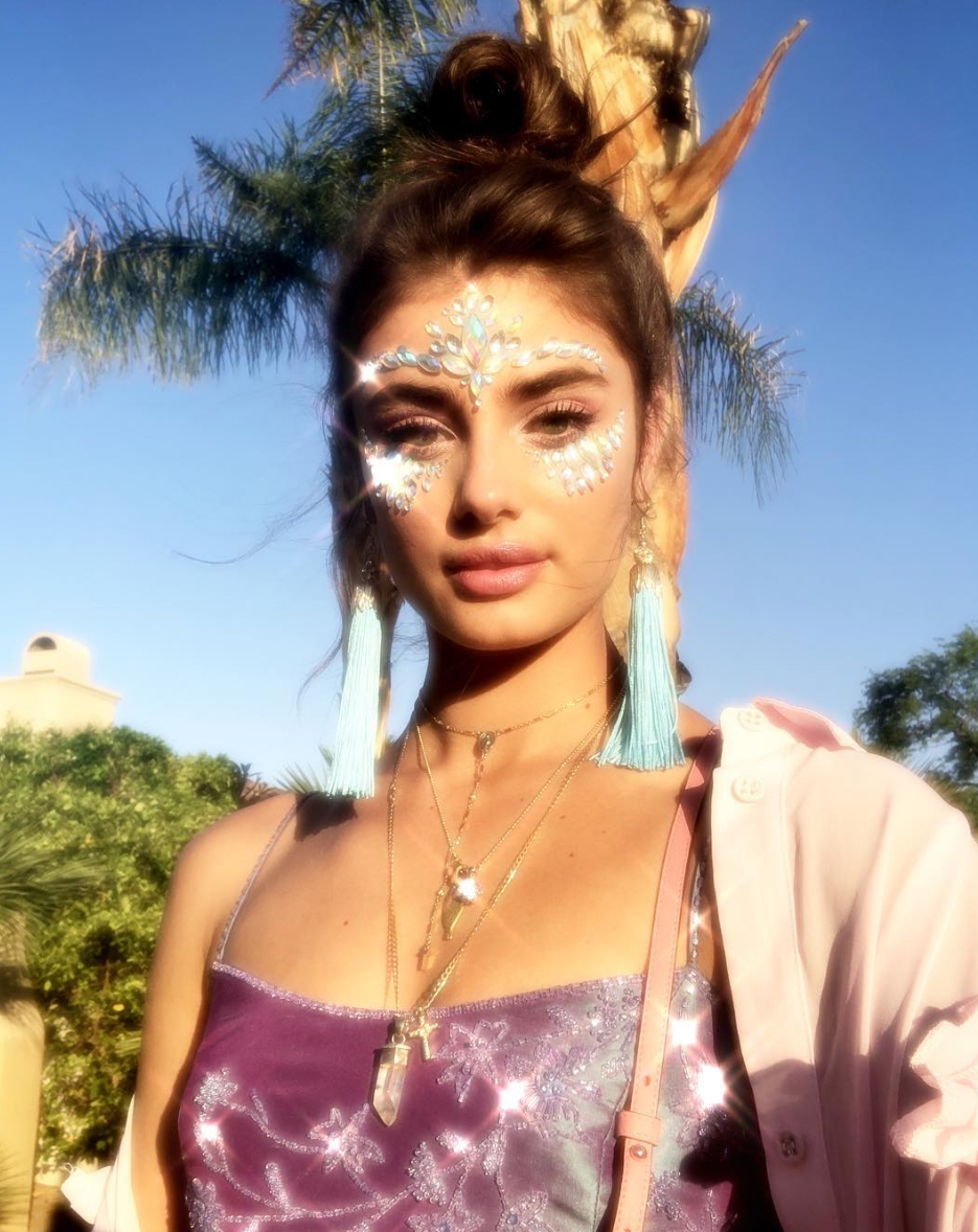 グリッター派 カラー派 コーチェラで見つけた フェスでマネしたいアイメイク集 Celebpress