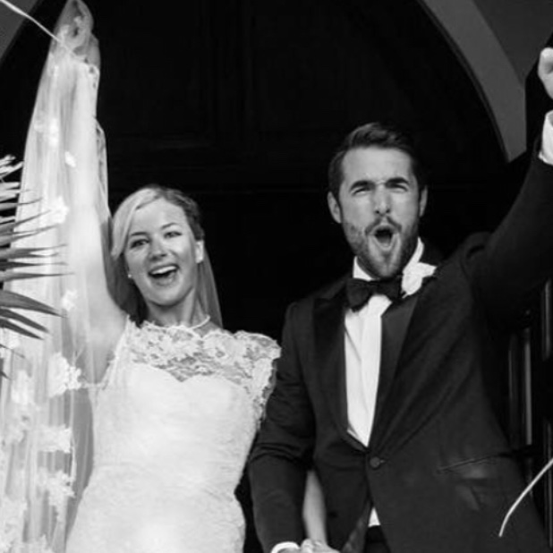 現実世界でもついに夫婦に リベンジ のエミリー ヴァンキャンプ ジョシュ ボウマンが結婚 Celebpress 現実世界でもついに夫婦に リベンジ のエミリー ヴァンキャンプ ジョシュ ボウマンが結婚 Celebpress
